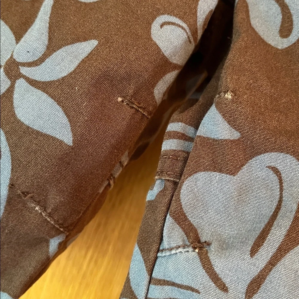 Gymboree Size 5 pull on cotton canvas Hawaiian floral brown blue shorts EUC